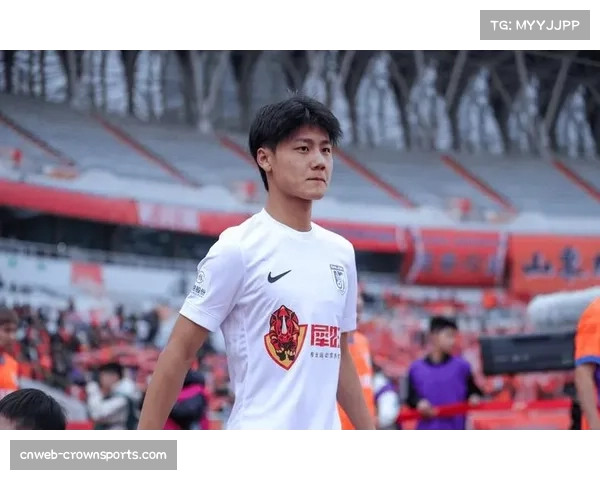 大连英博1-0力克海港靠防守反击 毛伟杰客串边卫贡献12次解围 大连英博1-0力克海港靠防守反击 毛伟杰客串边卫贡献12次解围